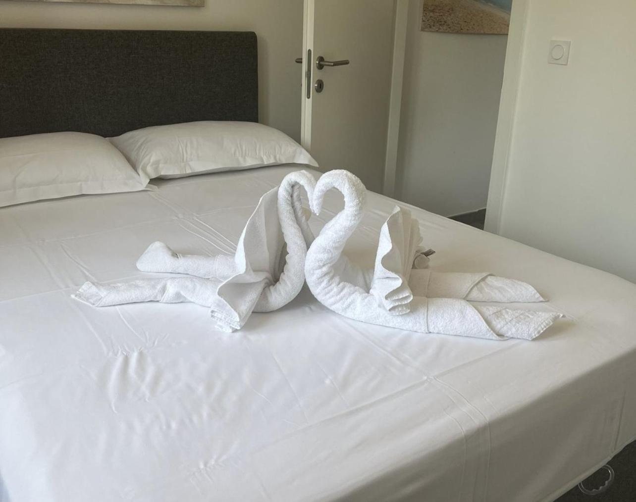 Residence Hoteliere Les Hameaux De Saint Cyprien Appartement 2 Chambres Lecci Ngoại thất bức ảnh